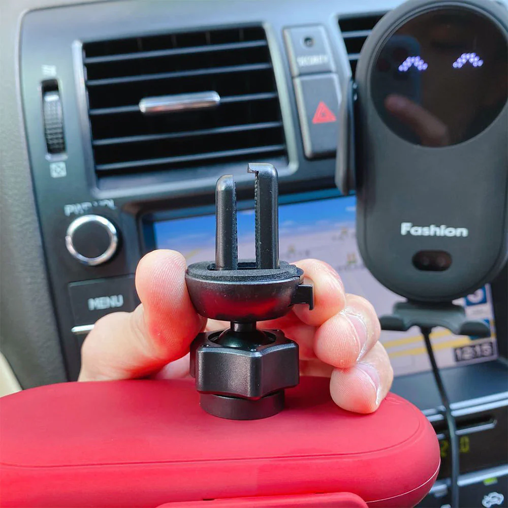 Auto-Clamping Wireless Charging Car Phone Mount - Image 17