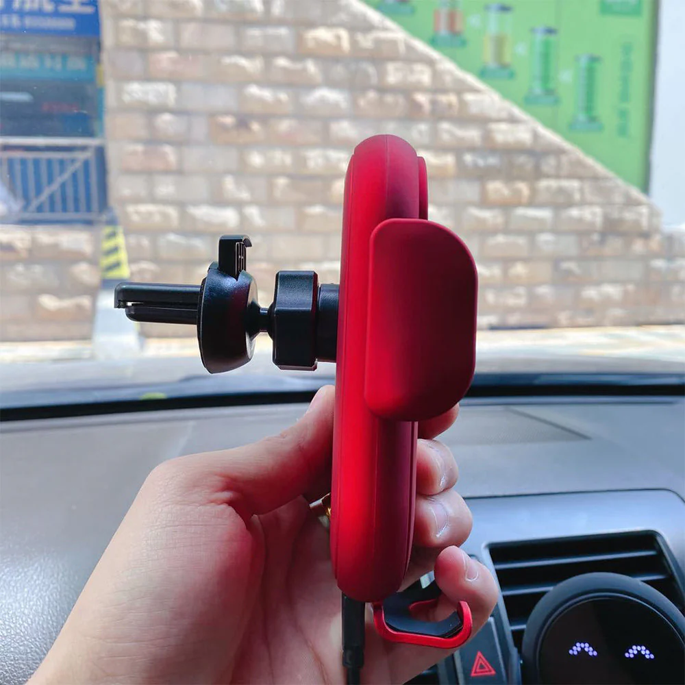 Auto-Clamping Wireless Charging Car Phone Mount - Image 6