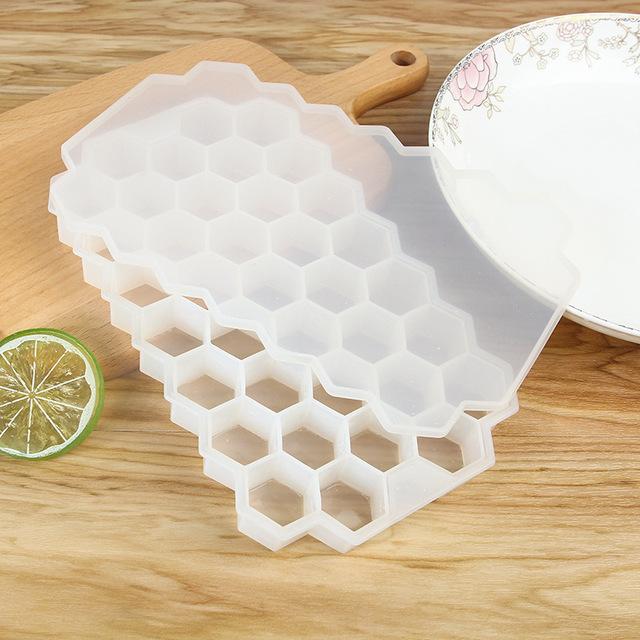 Honeycomb™ BPA-Free Silicone Ice Cube Tray With Lid ***2 pcs set*** - Image 2