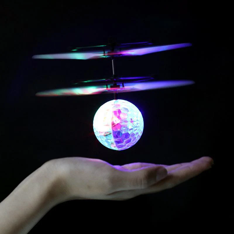 Dragonfly™ Flying LED magic ball - Image 2