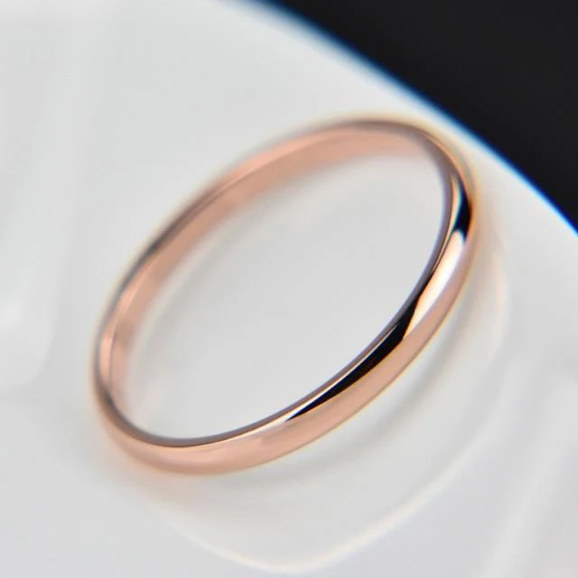 Elegant One-Piece Unisex Thin-Band Ring - Image 4