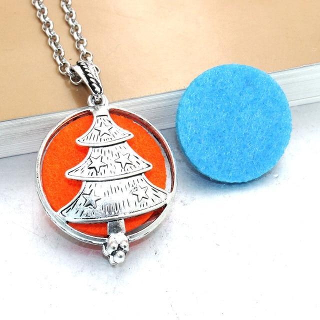 Essential Oil / Perfume Diffusing Locket Necklace - Image 9