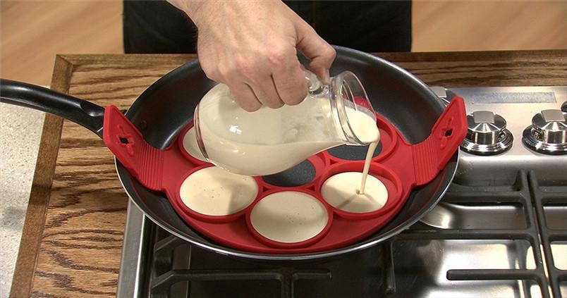 Flippin' Fantastic - Perfect Pancake Maker - Image 5
