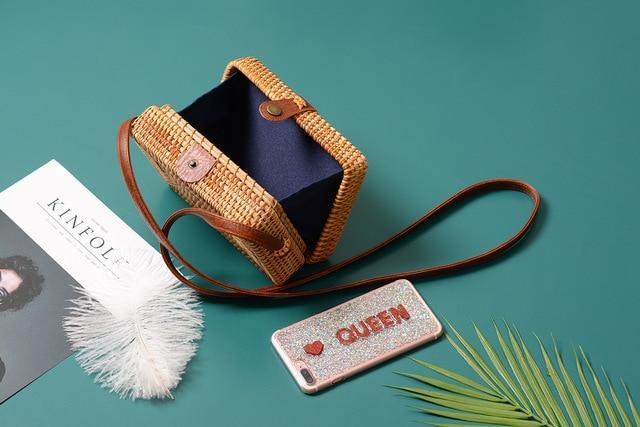 Tropical Hand-Woven Straw Purses - Image 8