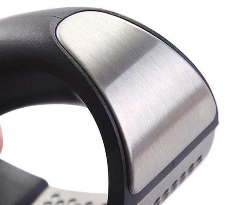 Quick-and-Easy Stainless Steel Rocking Garlic Mincer - Image 5