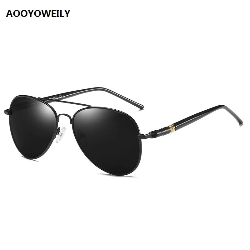 Vintage Polarized Pilot Sunglasses - Image 2