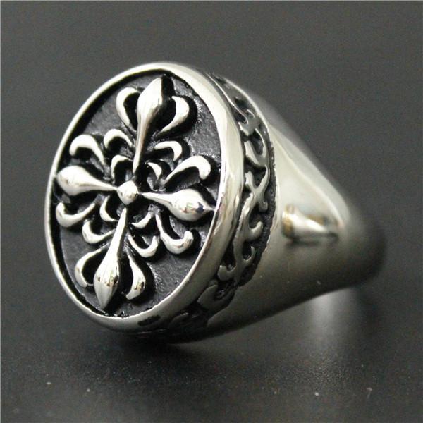 Malta -  Vintage Cross Flower Ring - Image 2