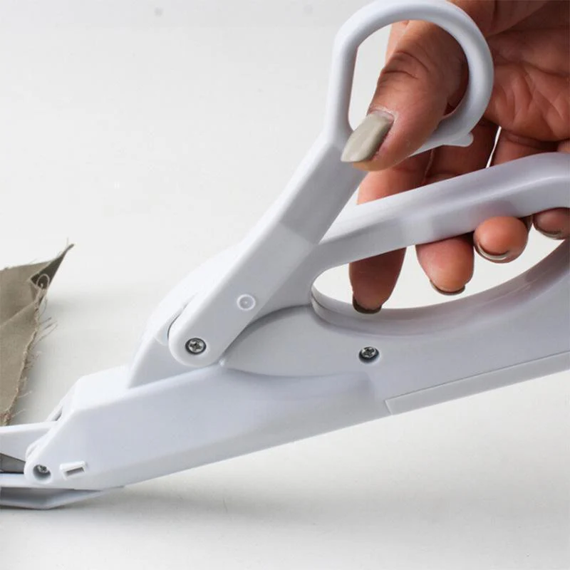 Multipurpose Electric Automatic Safe Handheld Fabric Sewing Scissors - Image 4