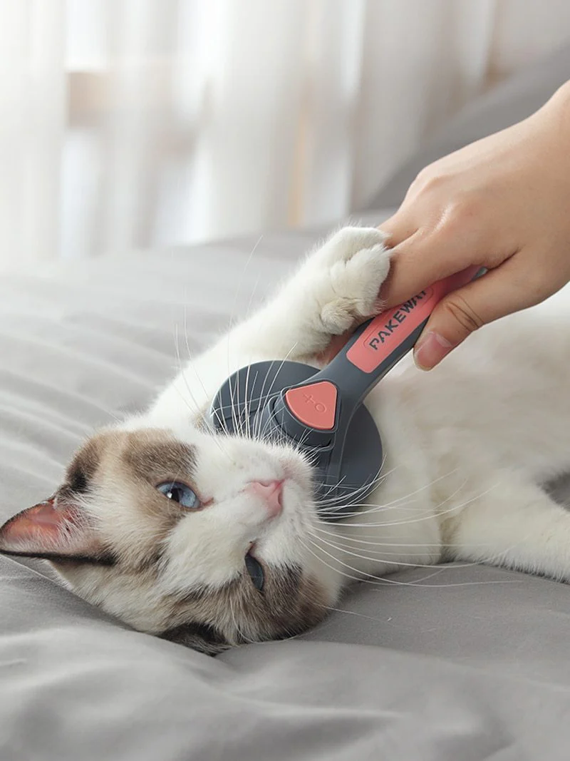 Self-Cleaning Universal Pets Grooming Comb - Image 7