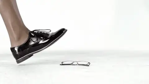 Ultra-Light Photochromic Crystal-Clear Vision Reading Glasses - Image 31
