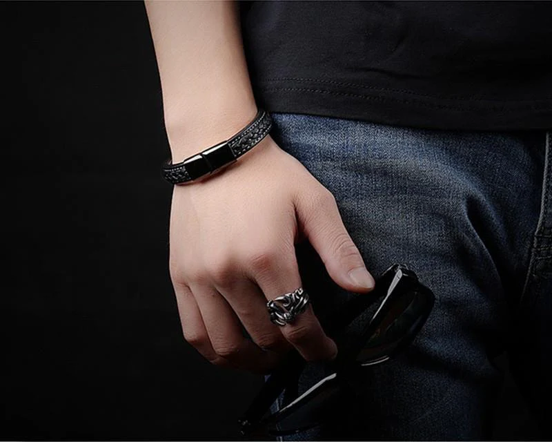 SAMU - Stainless Steel Magnetic Clasps Black Leather Bracelet - Image 5