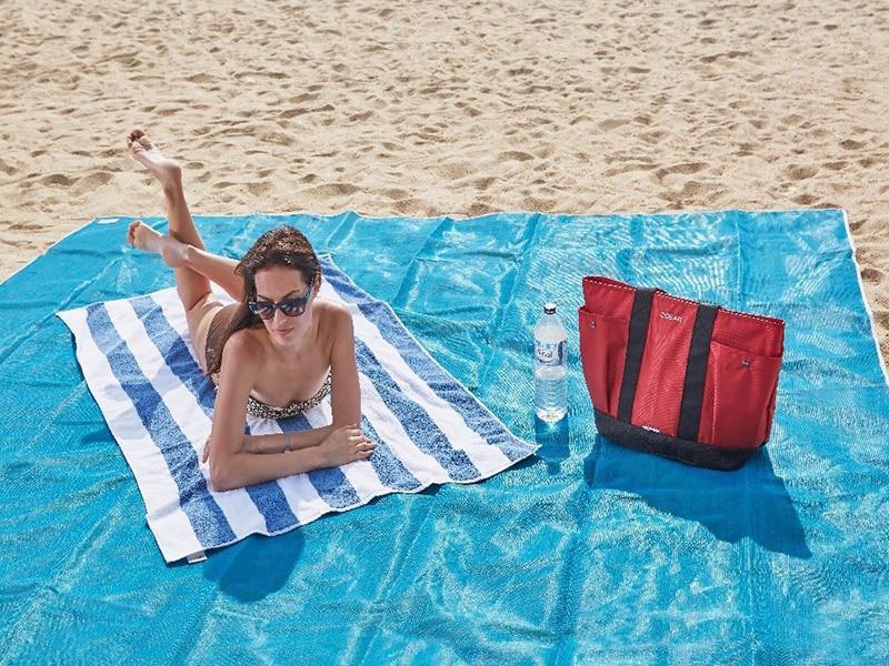 SAND-FREE Dual-Layer Beach Blanket - Image 10
