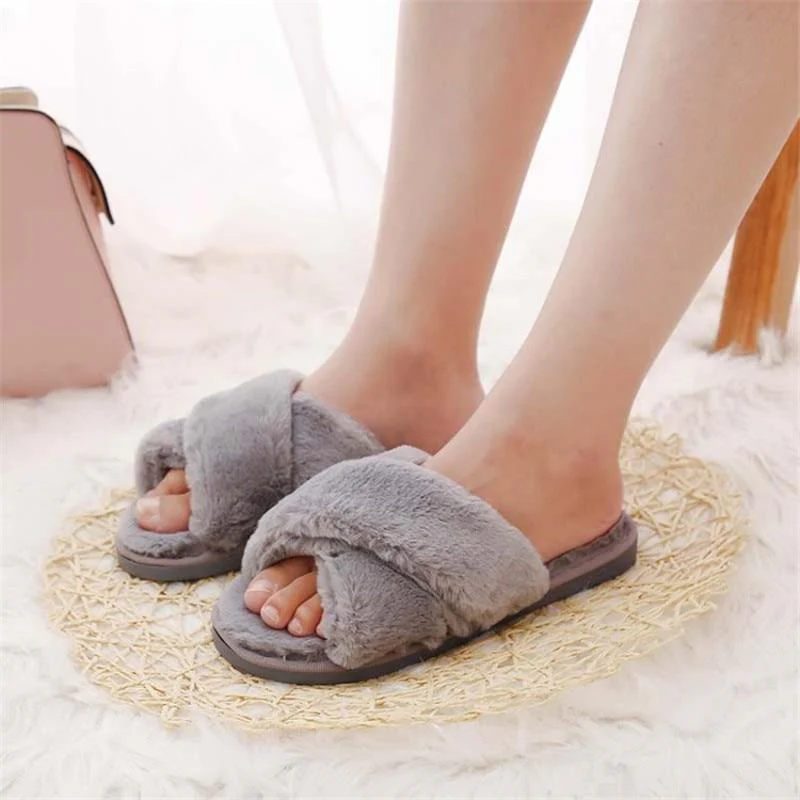 Women Faux Fur  Winter Slippers - Image 6