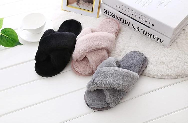 Women Faux Fur  Winter Slippers - Image 9
